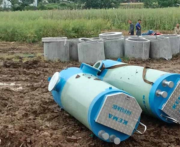 桐城市菜子湖流域水環(huán)境保護與生態(tài)修復(fù)-一體化智能截流井設(shè)備 (3)